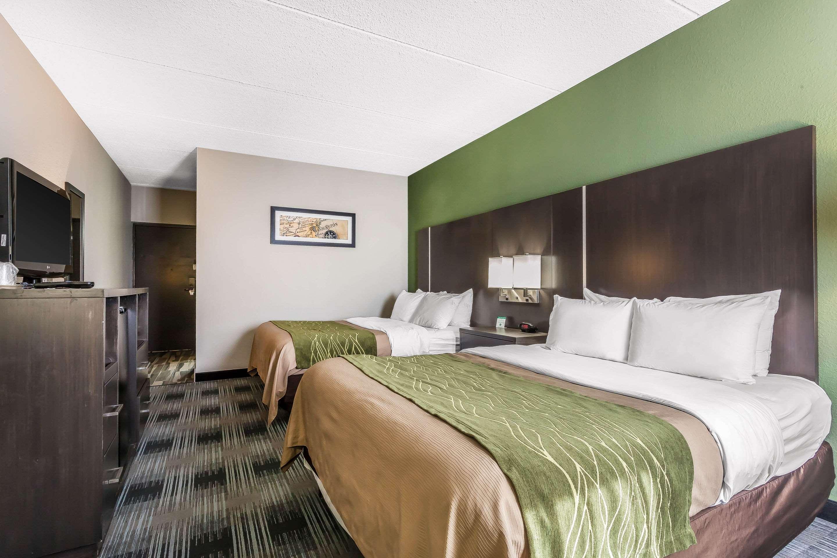 Comfort Inn Cleveland Airport Middleburg Heights Exterior foto