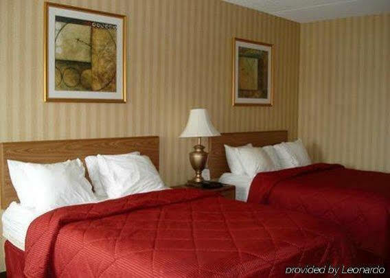 Comfort Inn Cleveland Airport Middleburg Heights Exterior foto